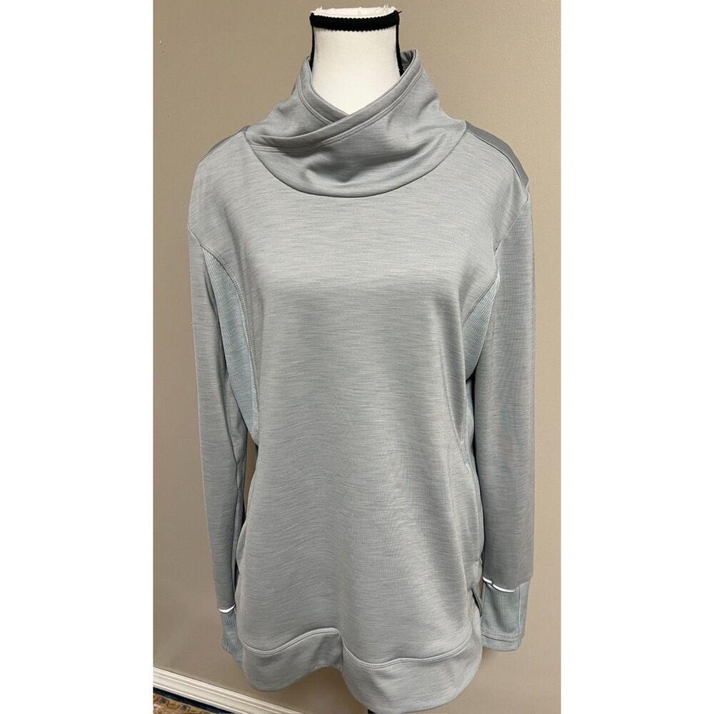 Athleta Coaster Luxe Recover Sweatshirt in light gray. Size M.